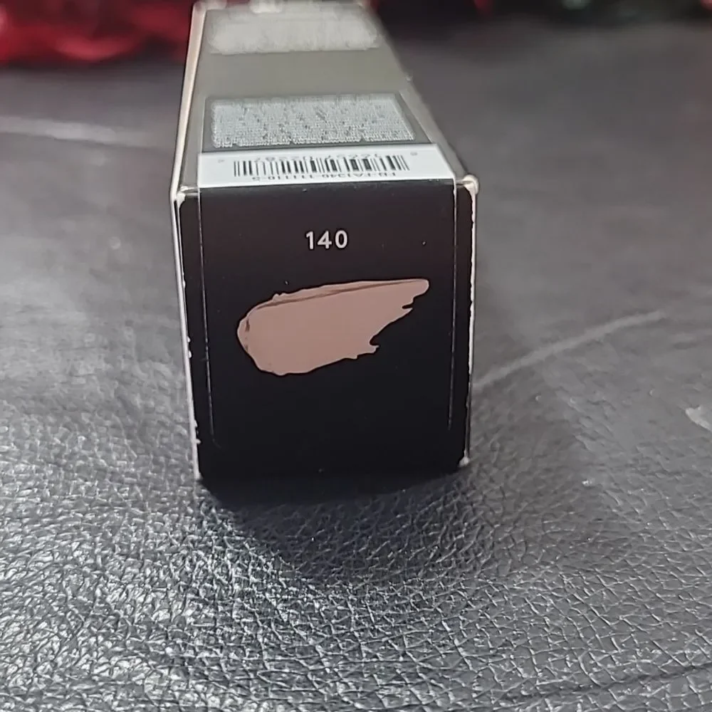 NIB Fenty Beauty by Rihanna PRO FILT'R SOFT MATTE LONGWEAR FOUNDATION